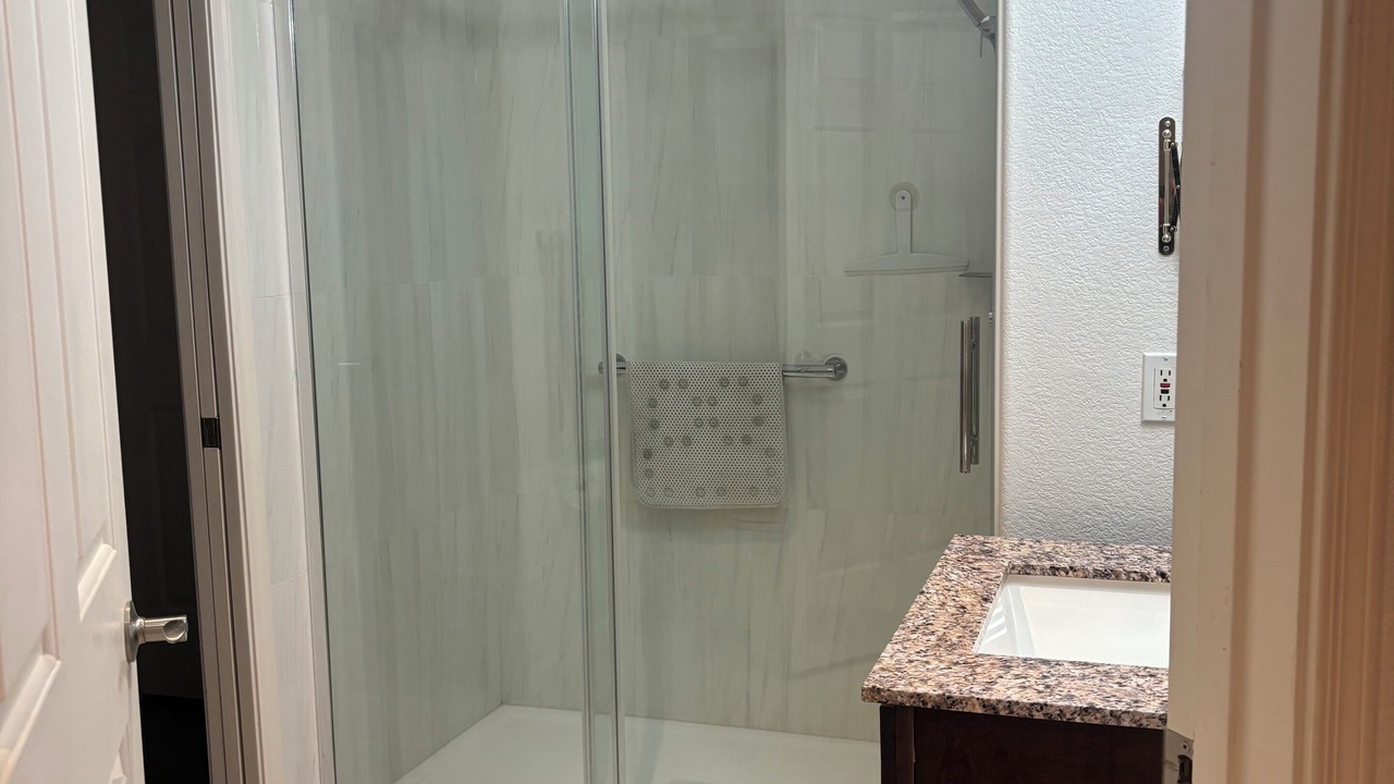 Photo of Bathroom in Superstition Lakes