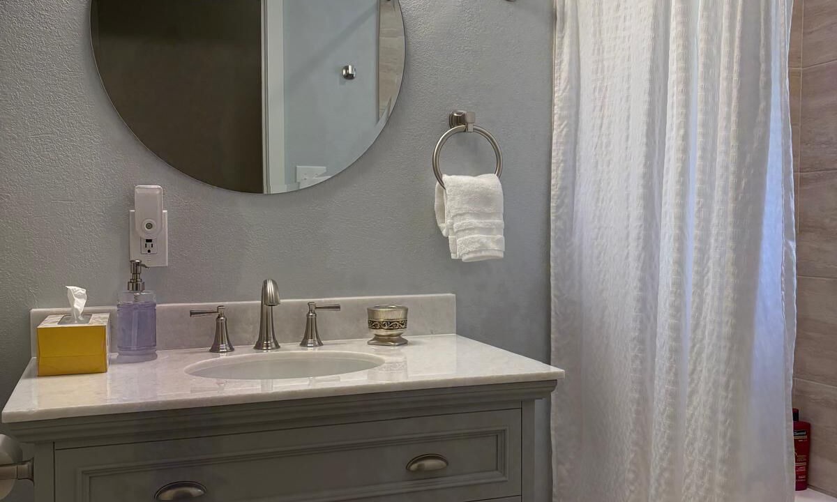 Photo of Bathroom in Sierra Tract