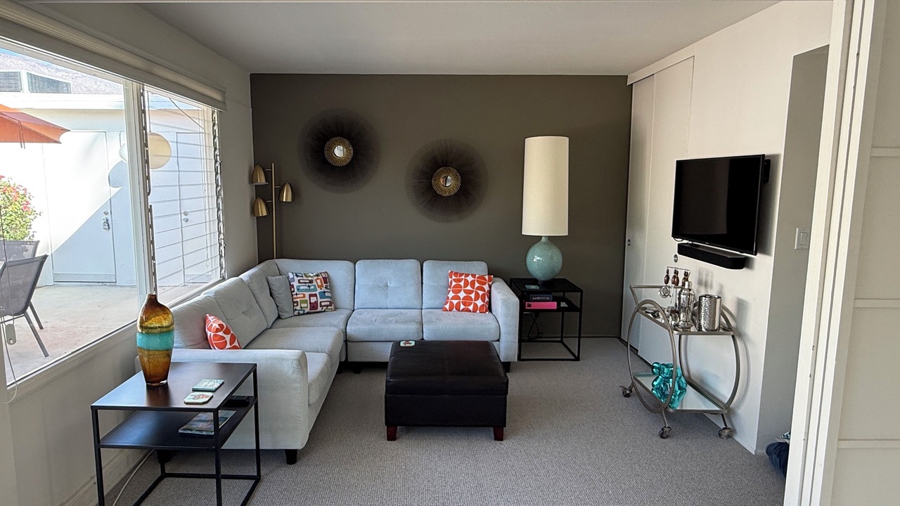 Photo of Livingroom in Araby Commons