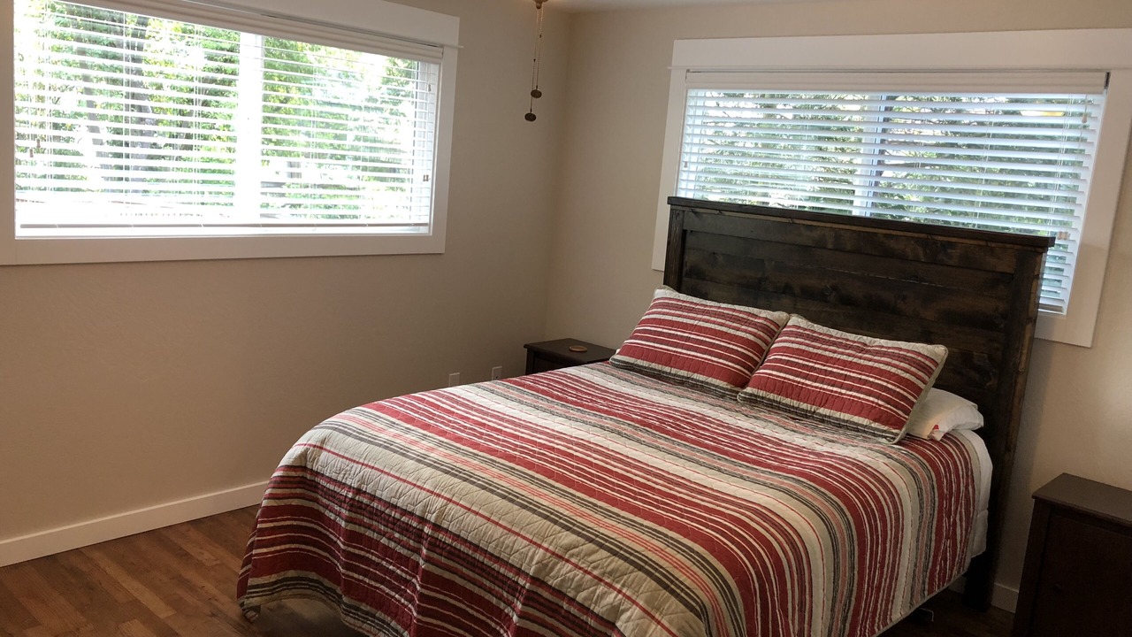 Photo of Bedroom in Grants Pass