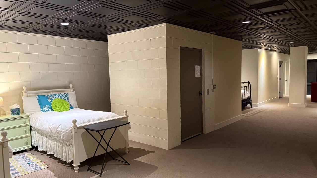 Photo of Bedroom in Avila Beach