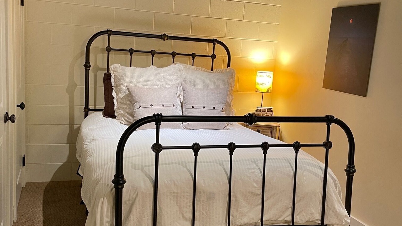 Photo of Bedroom in Avila Beach
