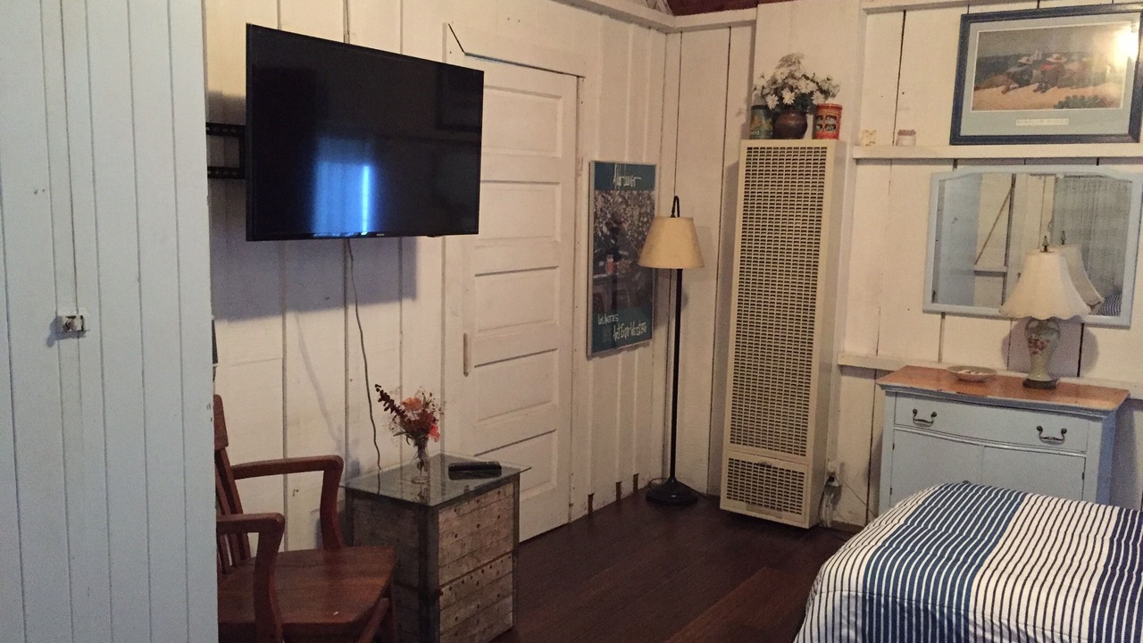 Photo of Bedroom in Avalon
