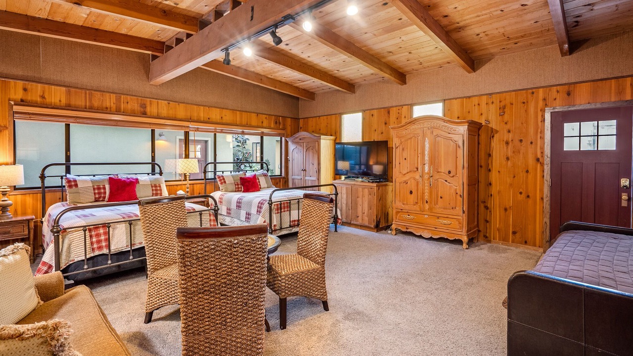 Photo of Bedroom in Morro Bay
