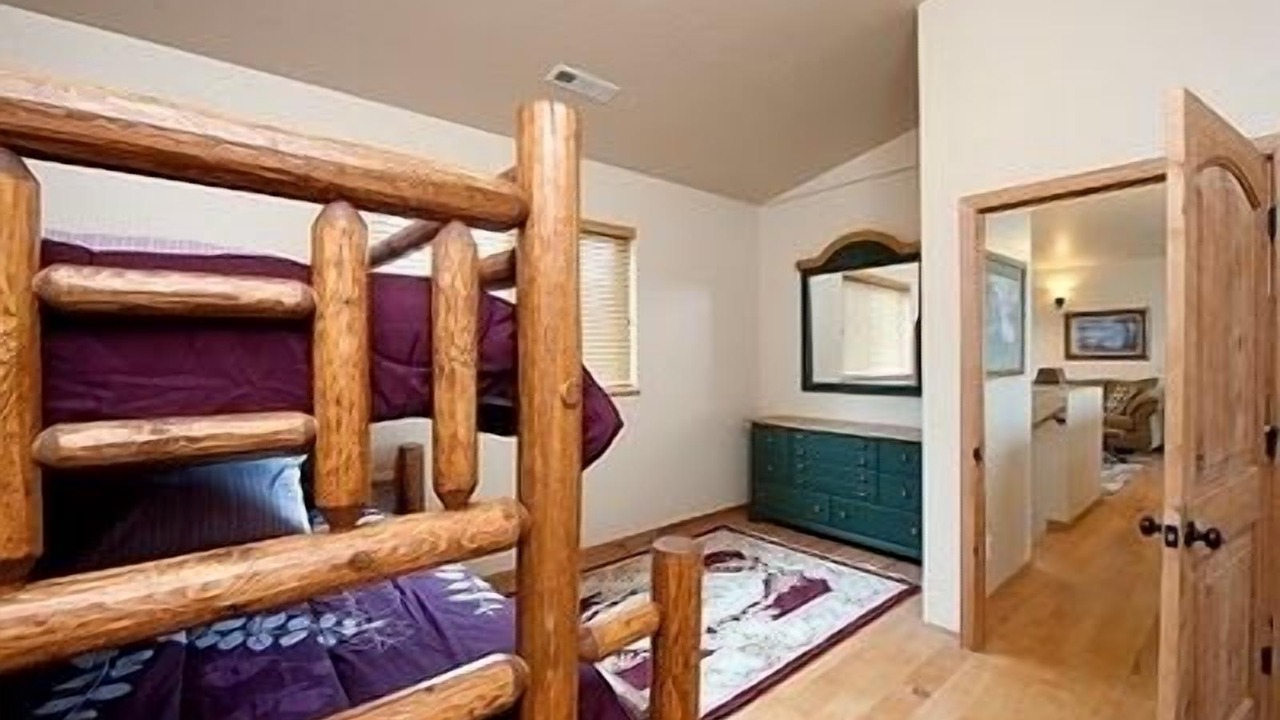 Photo of Bedroom in Smith River