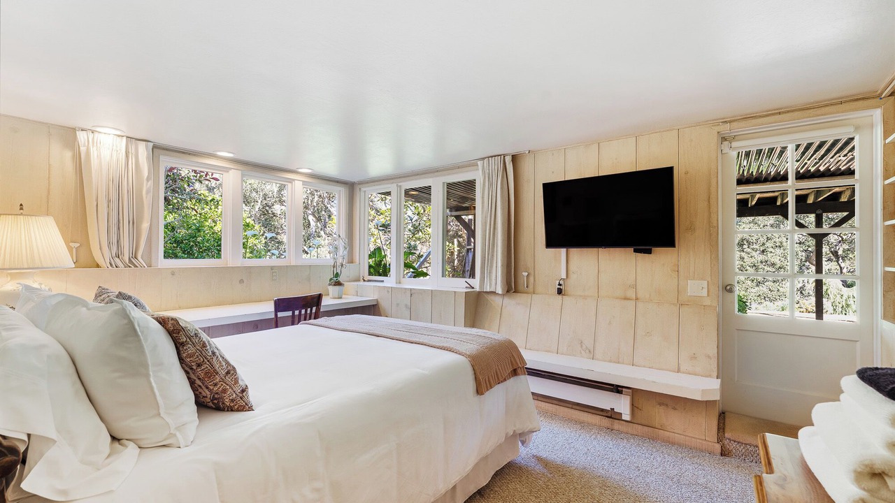 Photo of Bedroom in Jack's Peak