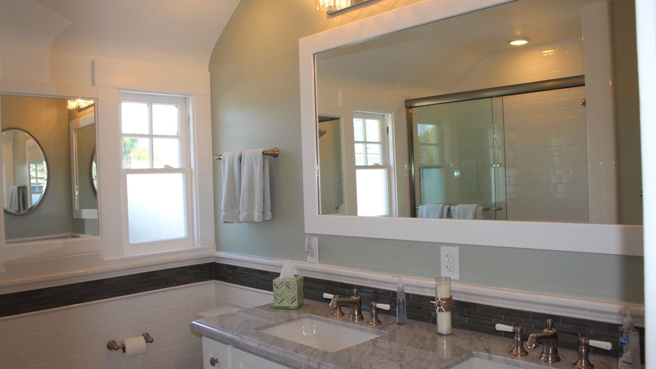 Photo of Bathroom in Coronado