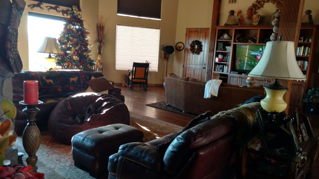 Photo of Livingroom in Veyo
