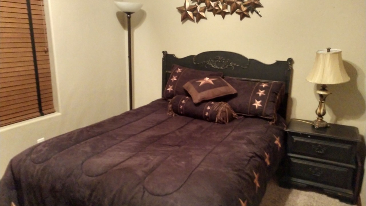 Photo of Bedroom in Veyo