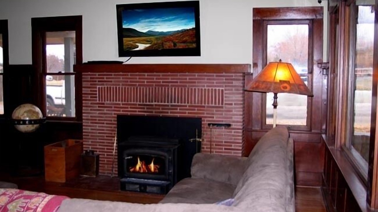 Photo of Livingroom in West Bishop