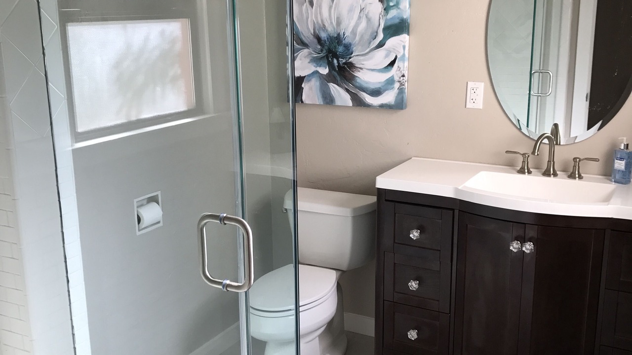 Photo of Bathroom in Lodi