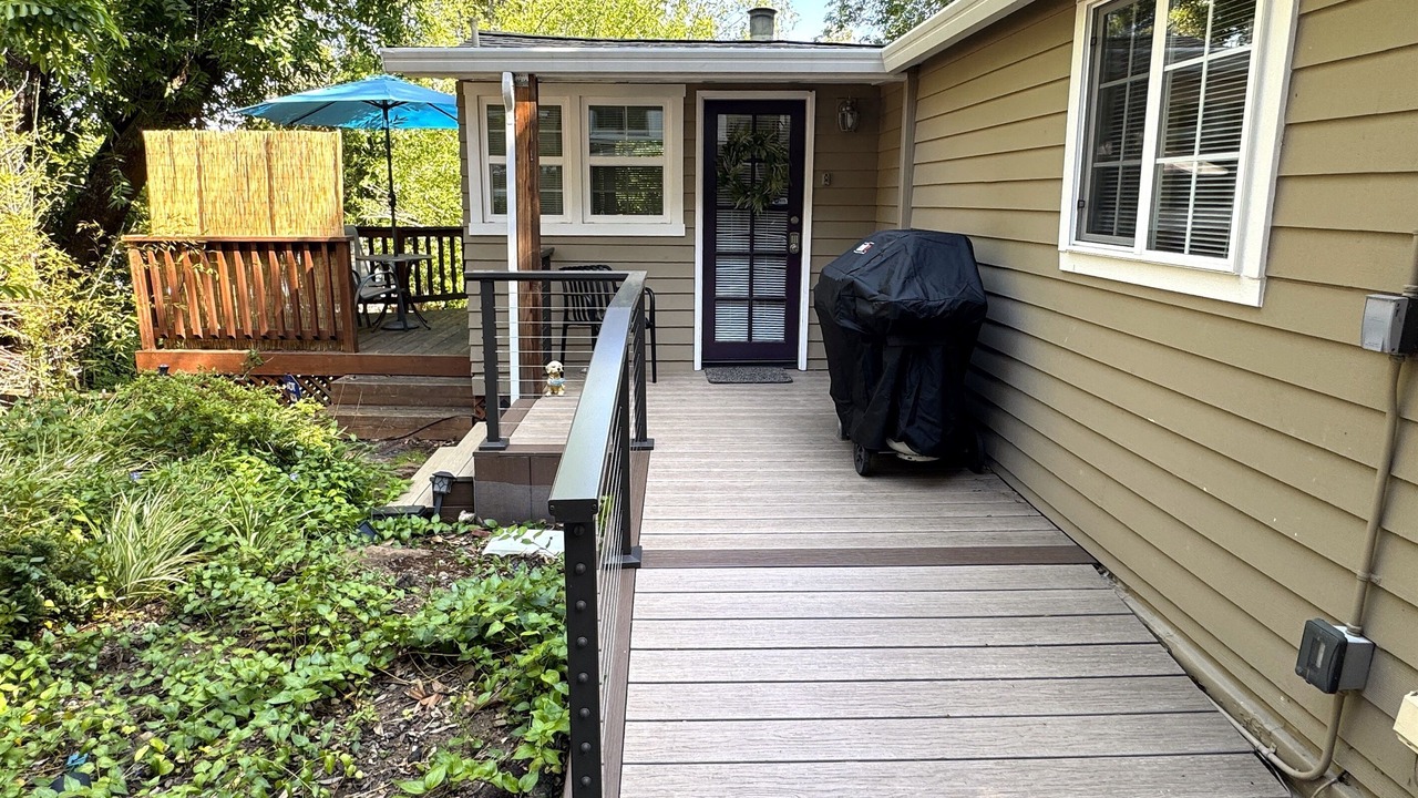 Photo of Patio Balcony in Country Club
