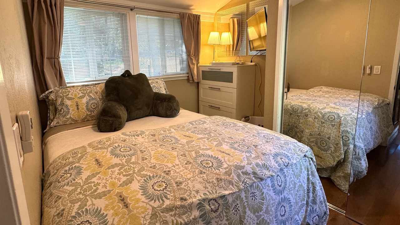 Photo of Bedroom in Country Club