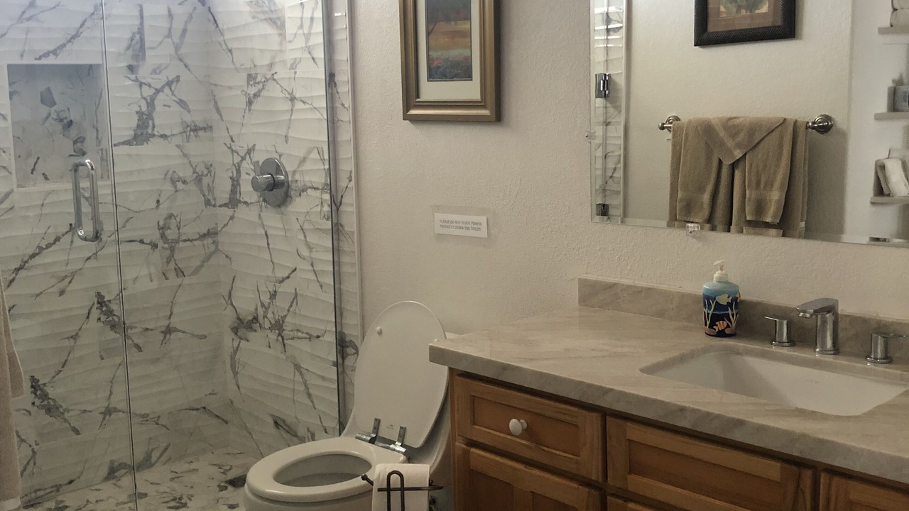 Photo of Bathroom in Moovalya Keys