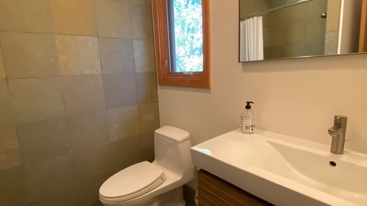 Photo of Bathroom in Oakville