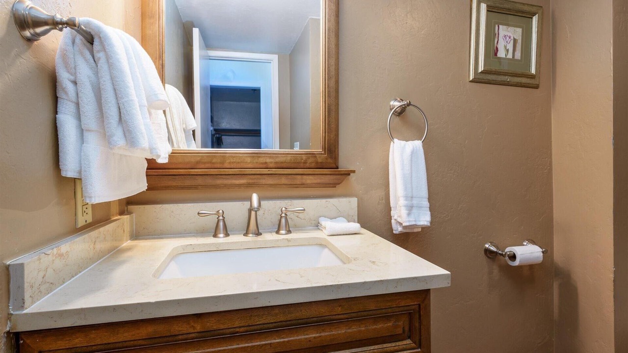 Photo of Bathroom in Yosemite West