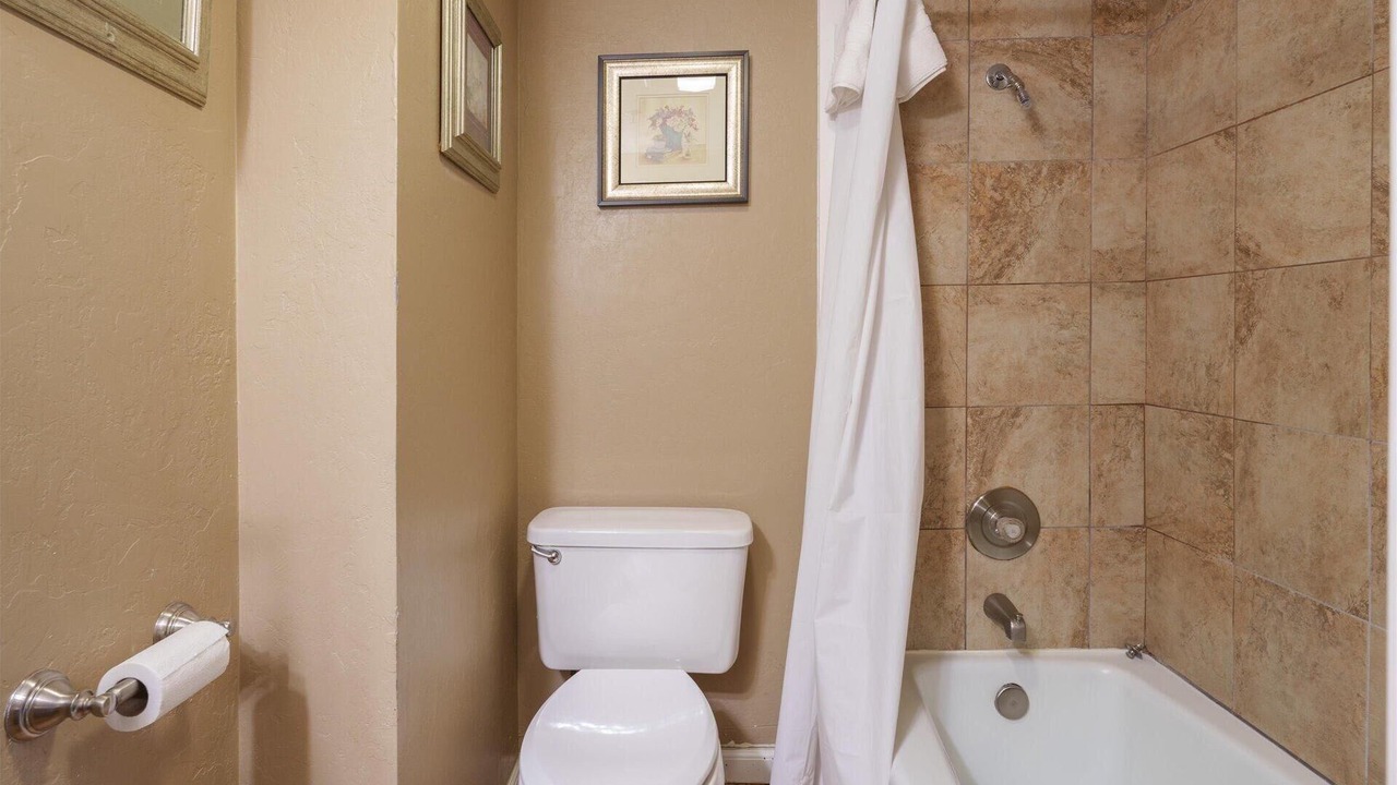 Photo of Bathroom in Yosemite West