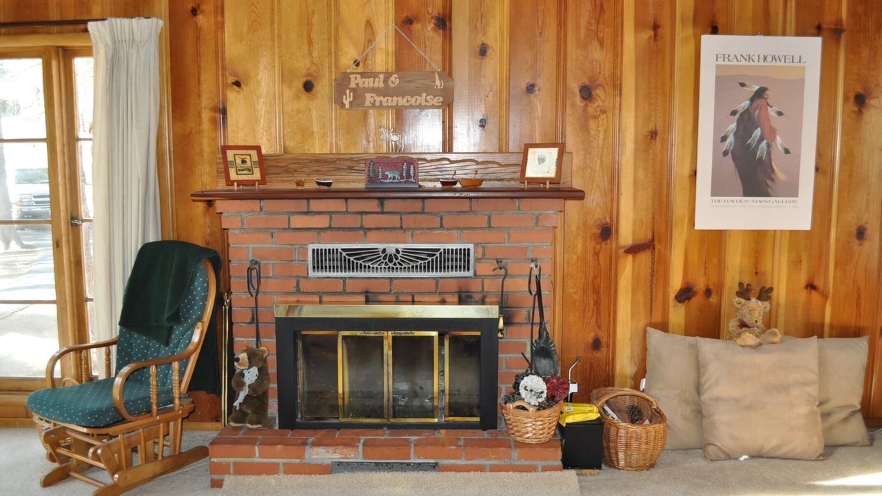 Photo of Livingroom in Tahoe Island