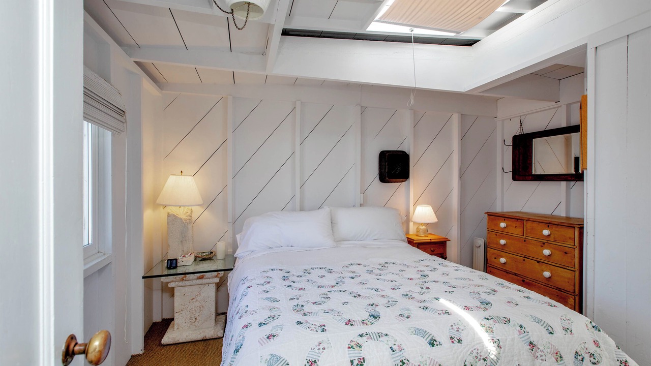 Photo of Bedroom in Bolinas