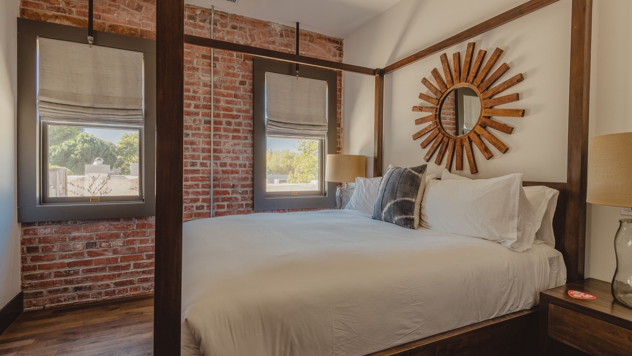Photo of Bedroom in Downtown