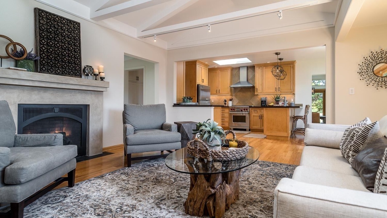 Photo of Livingroom in Healdsburg