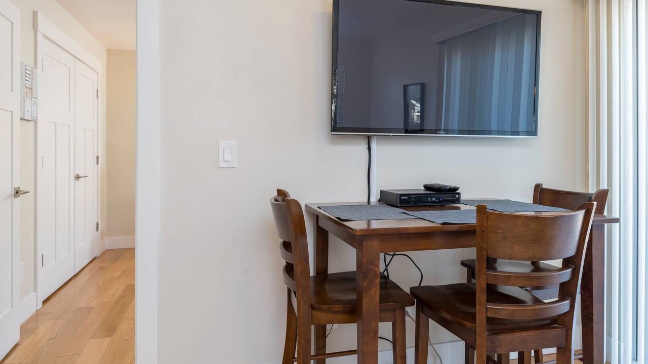 Photo of Bedroom in Old Mountain View