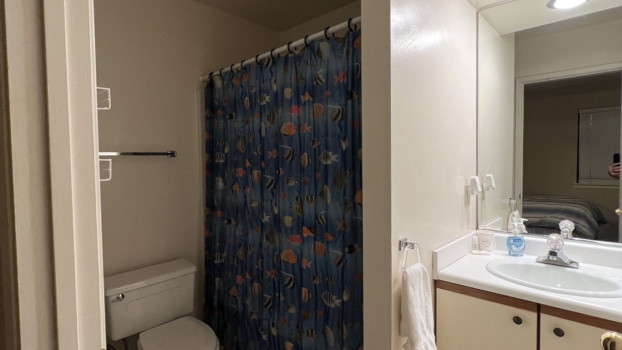 Photo of Bathroom in Oak Shores