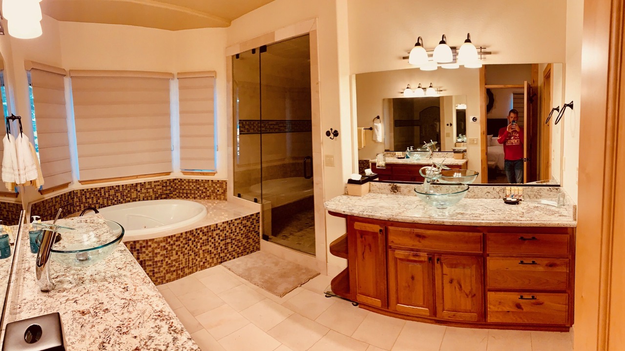 Photo of Bathroom in Angora Highlands