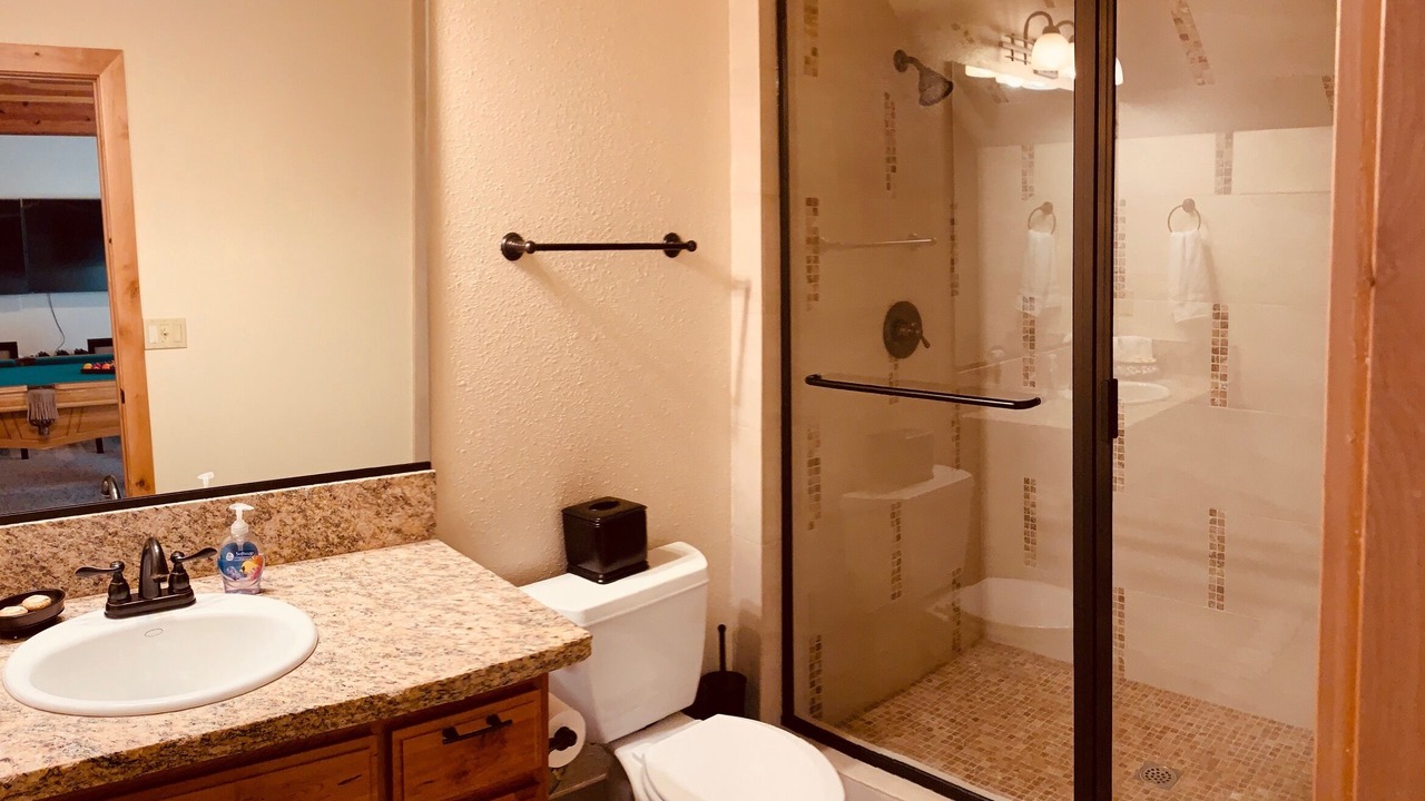 Photo of Bathroom in Angora Highlands