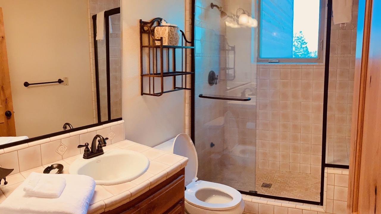 Photo of Bathroom in Angora Highlands