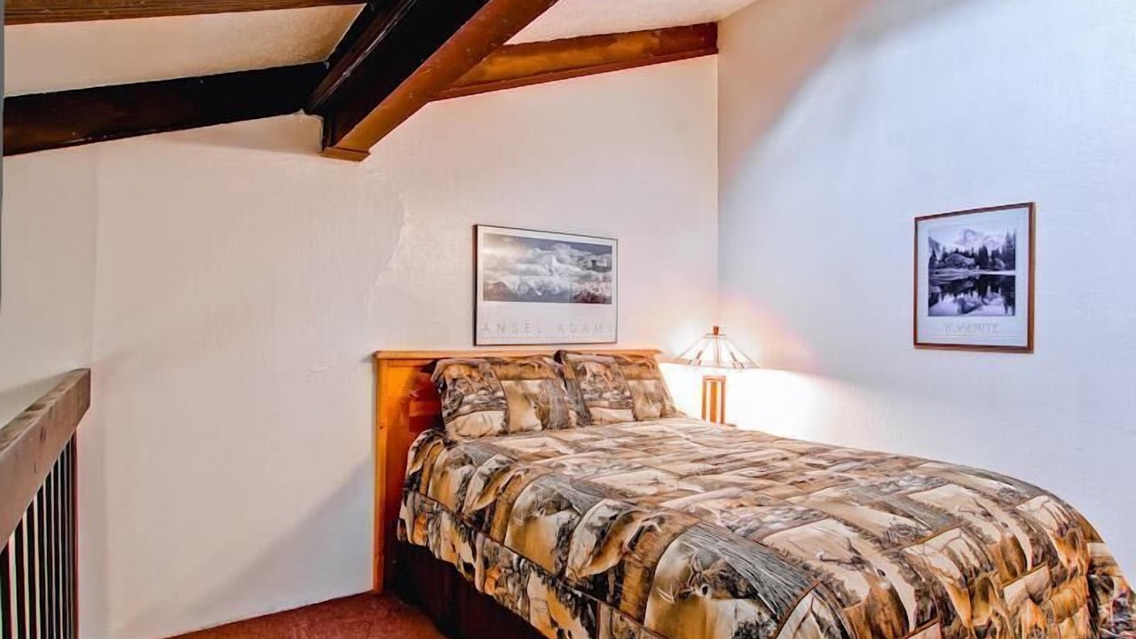 Photo of Bedroom in Yosemite West
