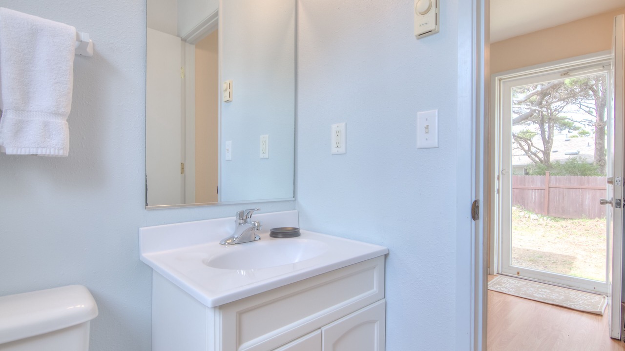 Photo of Bathroom in Lincoln City
