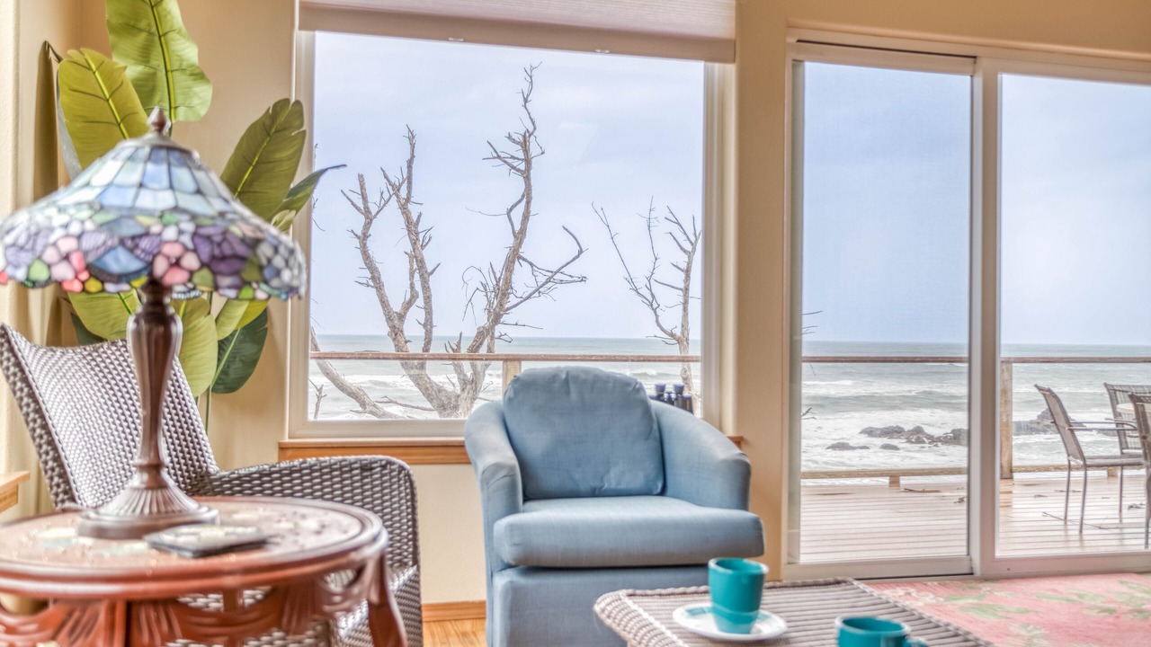 Photo of Livingroom in Seal Rock