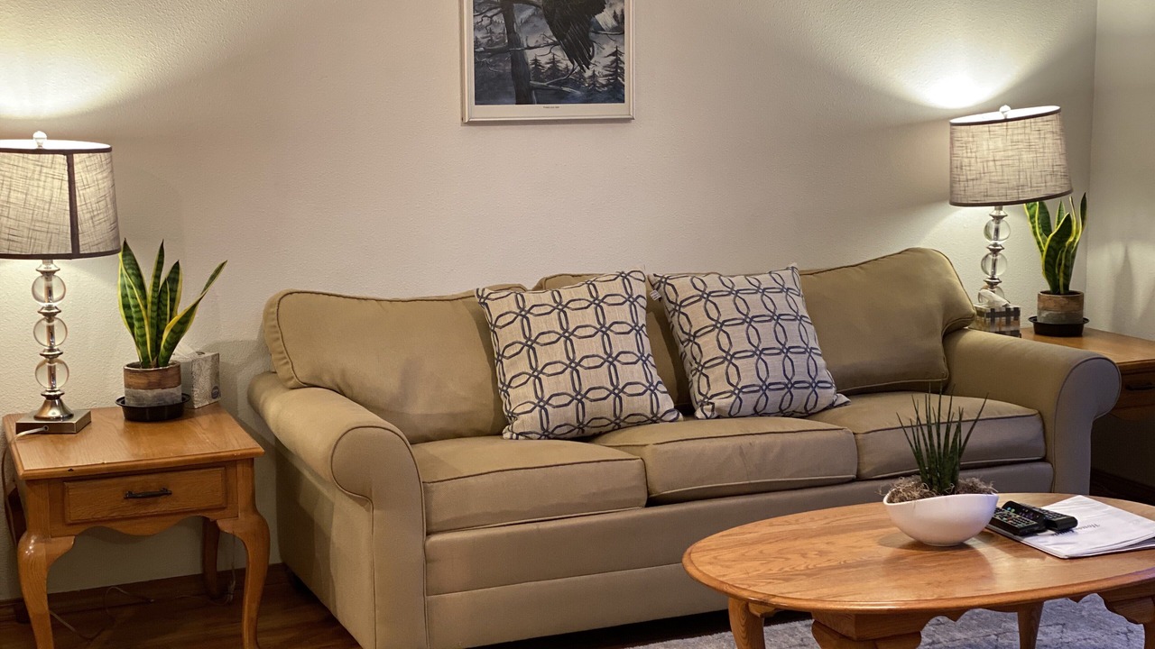Photo of Livingroom in Hillsboro