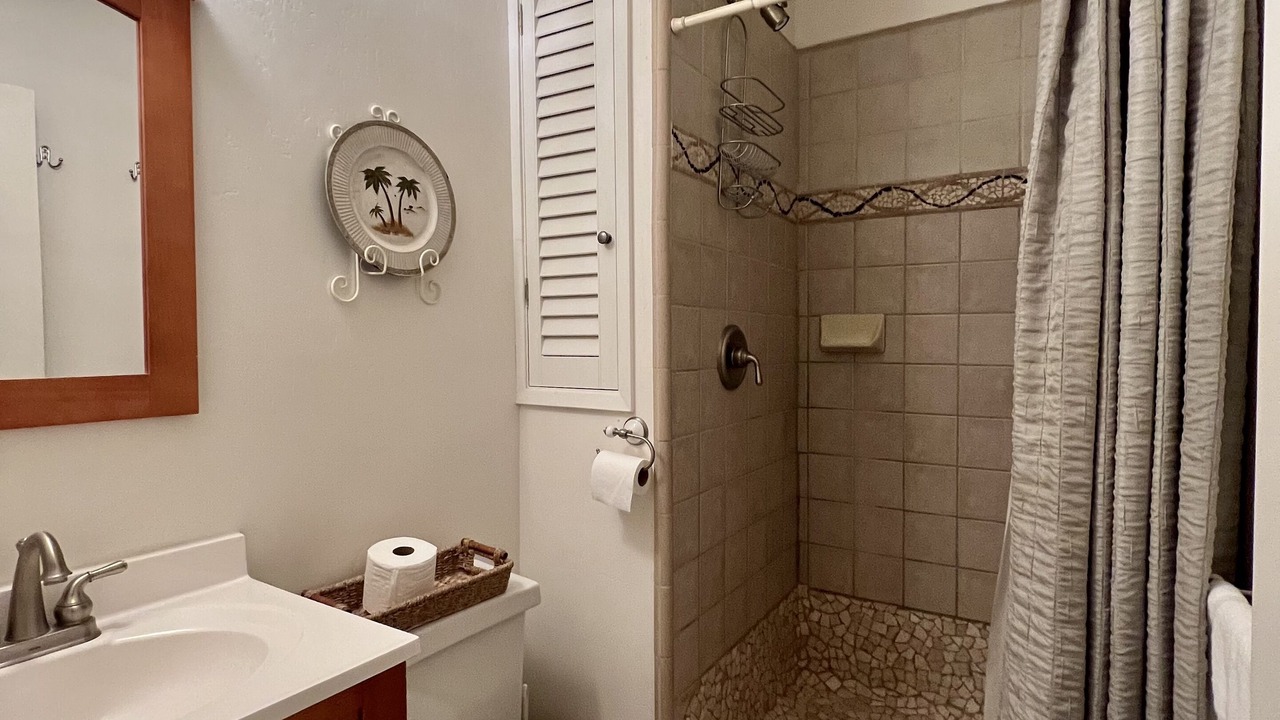Photo of Bathroom in Oak Shores