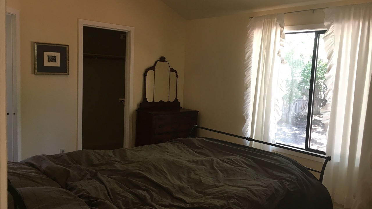 Photo of Bedroom in Larkspur