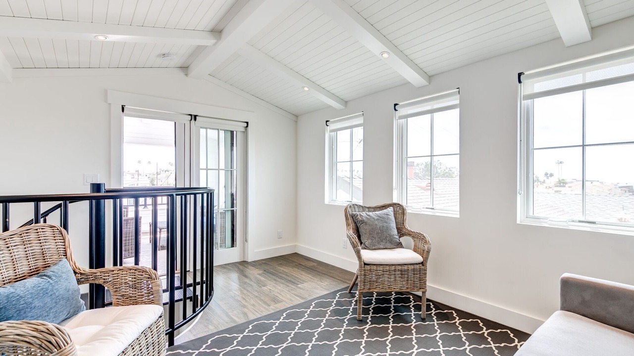 Photo of Livingroom in Corona del Mar
