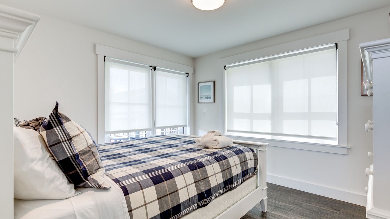 Photo of Bedroom in Corona del Mar