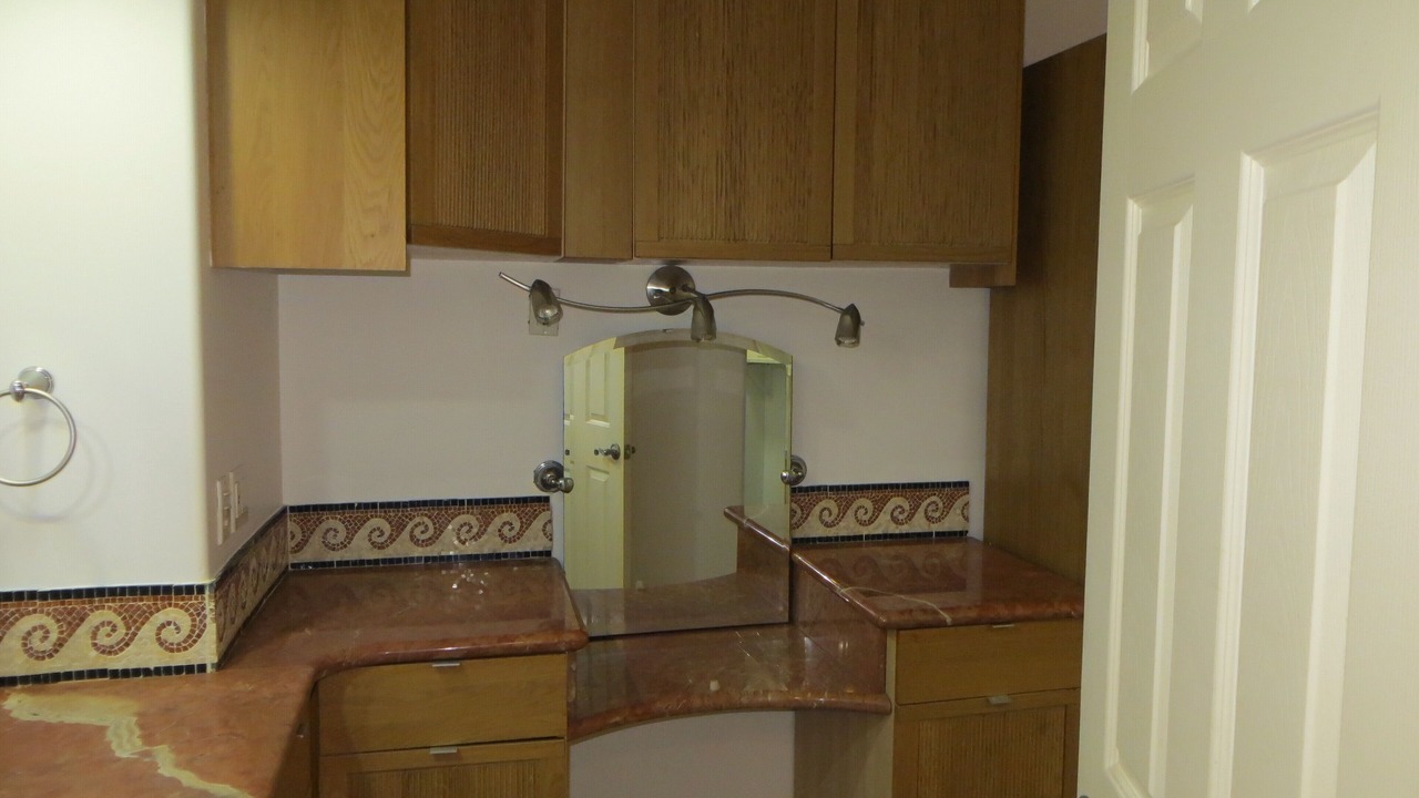 Photo of Bathroom in Crown Point