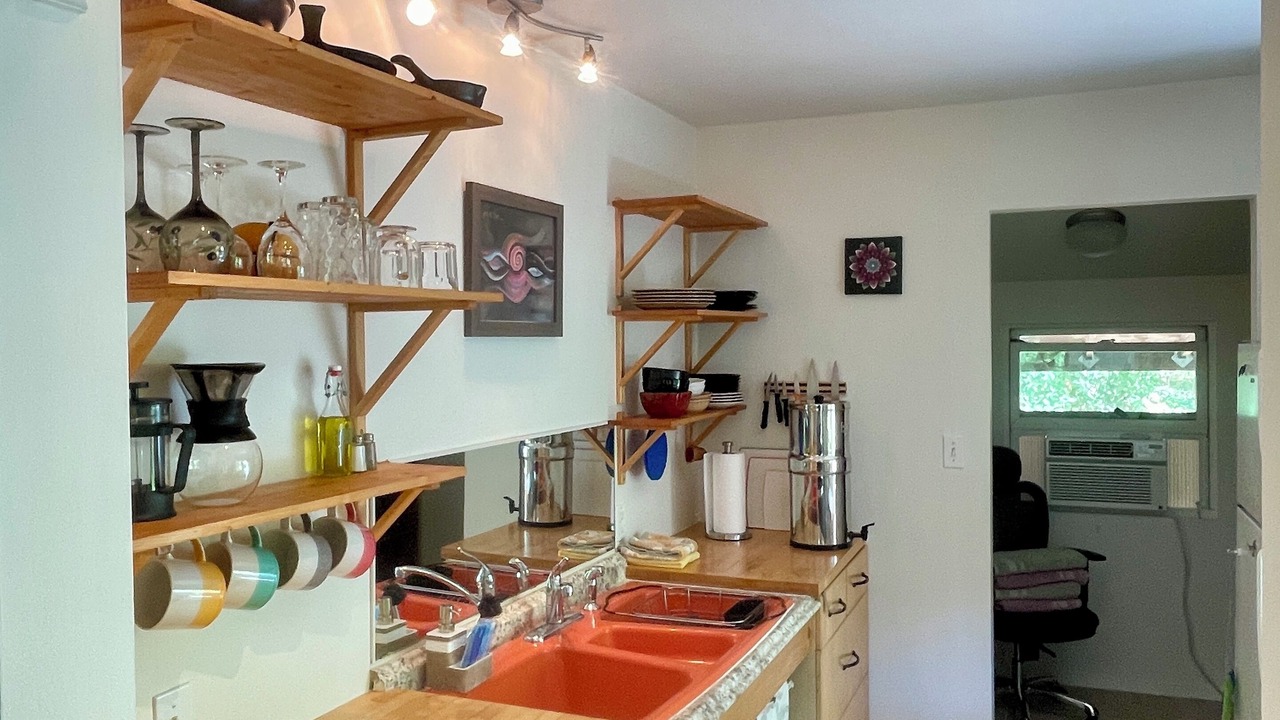 Photo of Kitchen in Hyampom