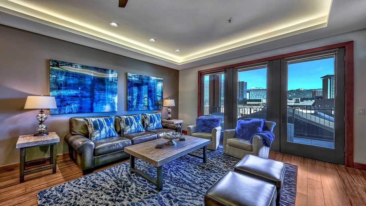 Photo of Livingroom in Lakeside Park