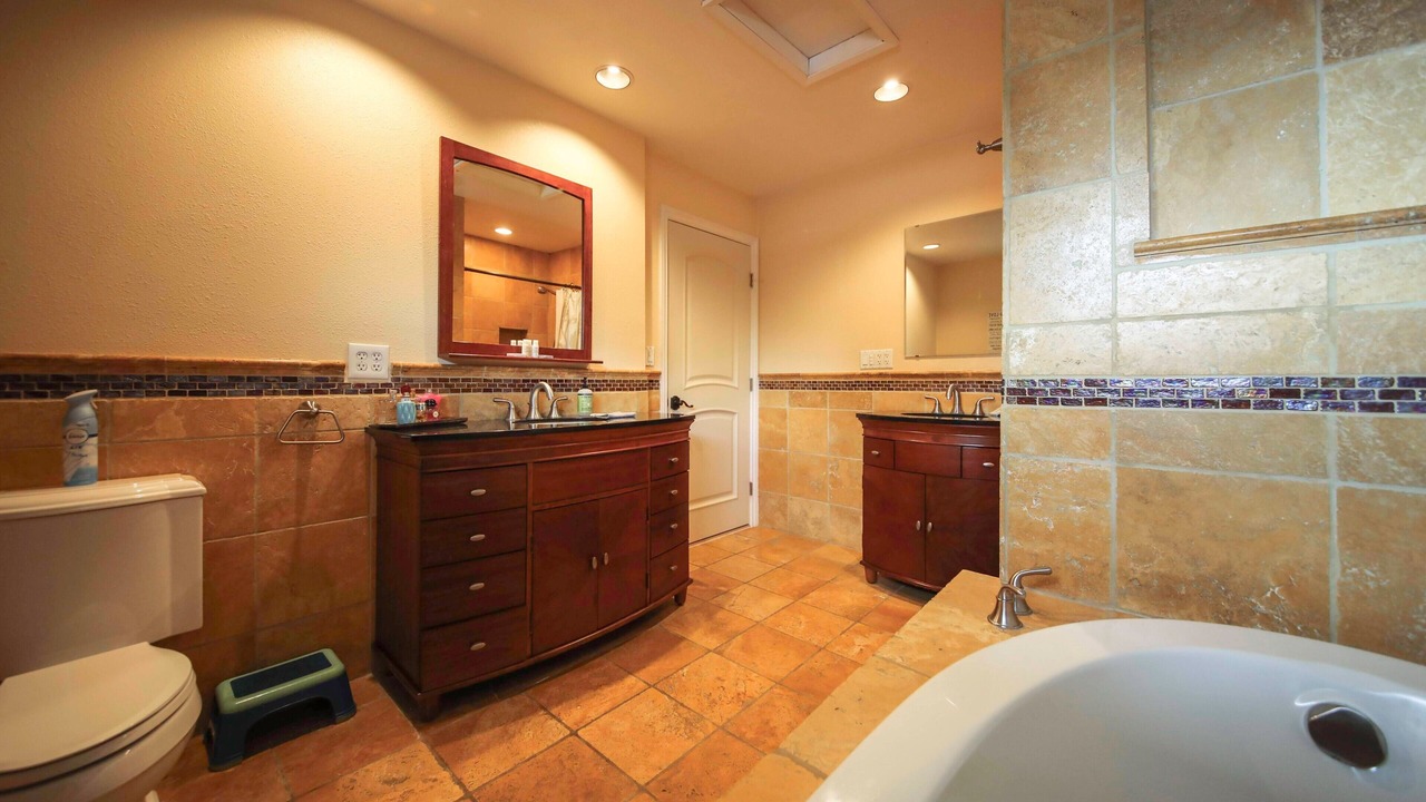 Photo of Bathroom in North Tustin