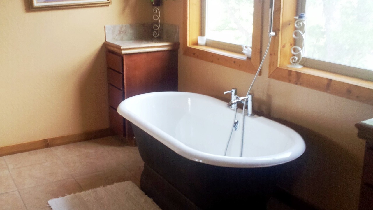 Photo of Bathroom in Ashland