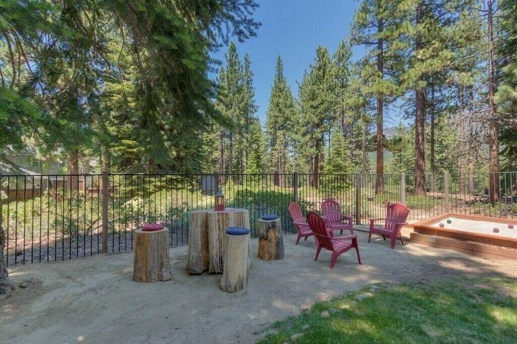 Photo of Others in Montgomery Estates