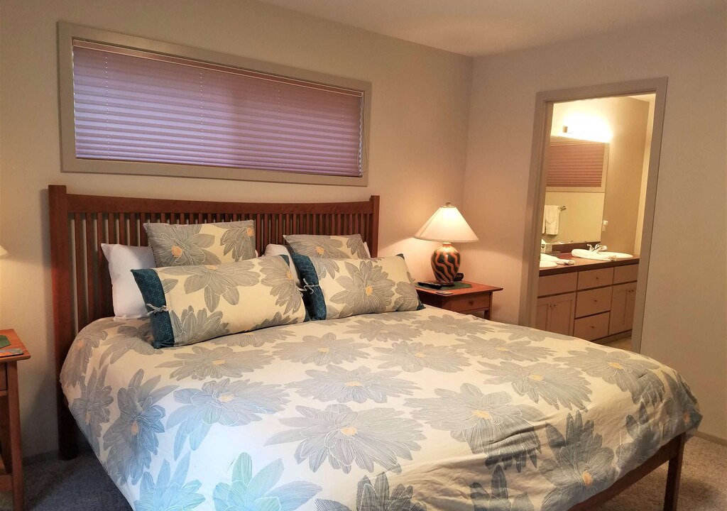 Photo of Bedroom in Sunriver