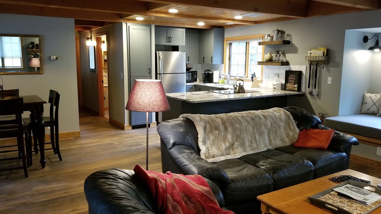 Photo of Livingroom in Sunriver