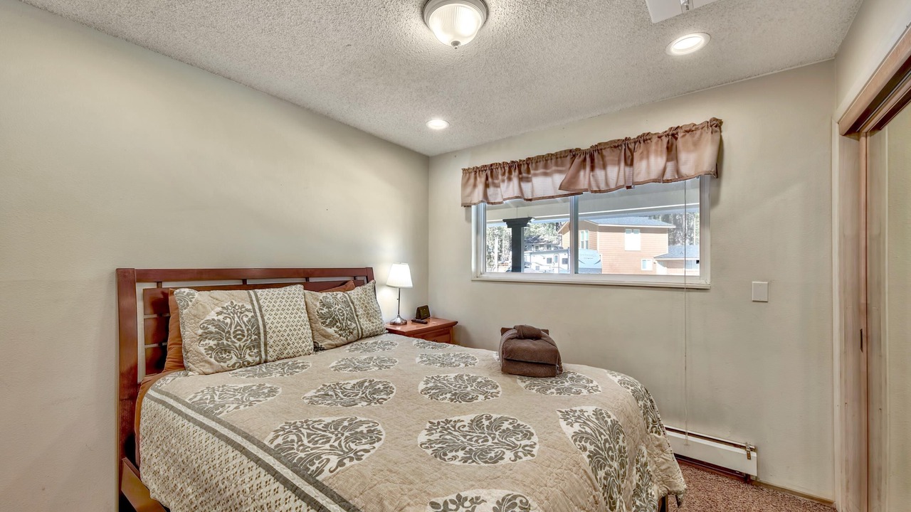 Photo of Bedroom in Black Bart