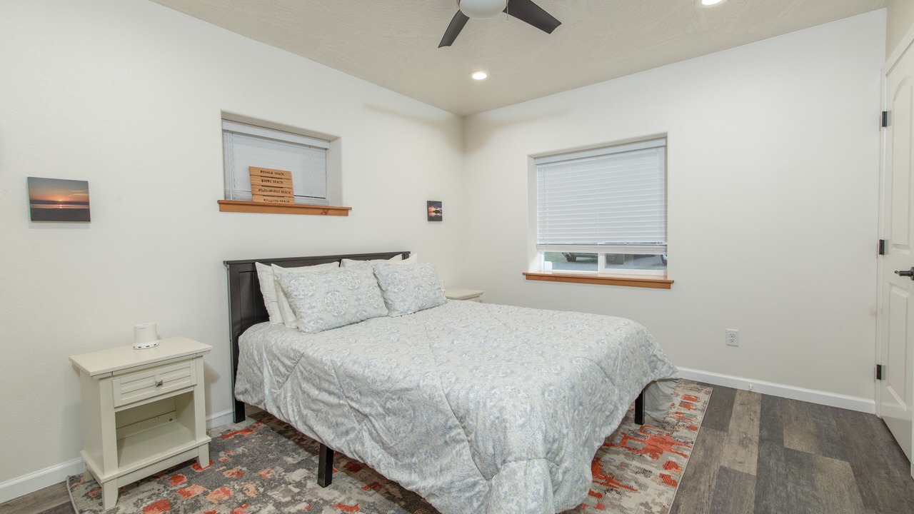 Photo of Bedroom in Crescent City