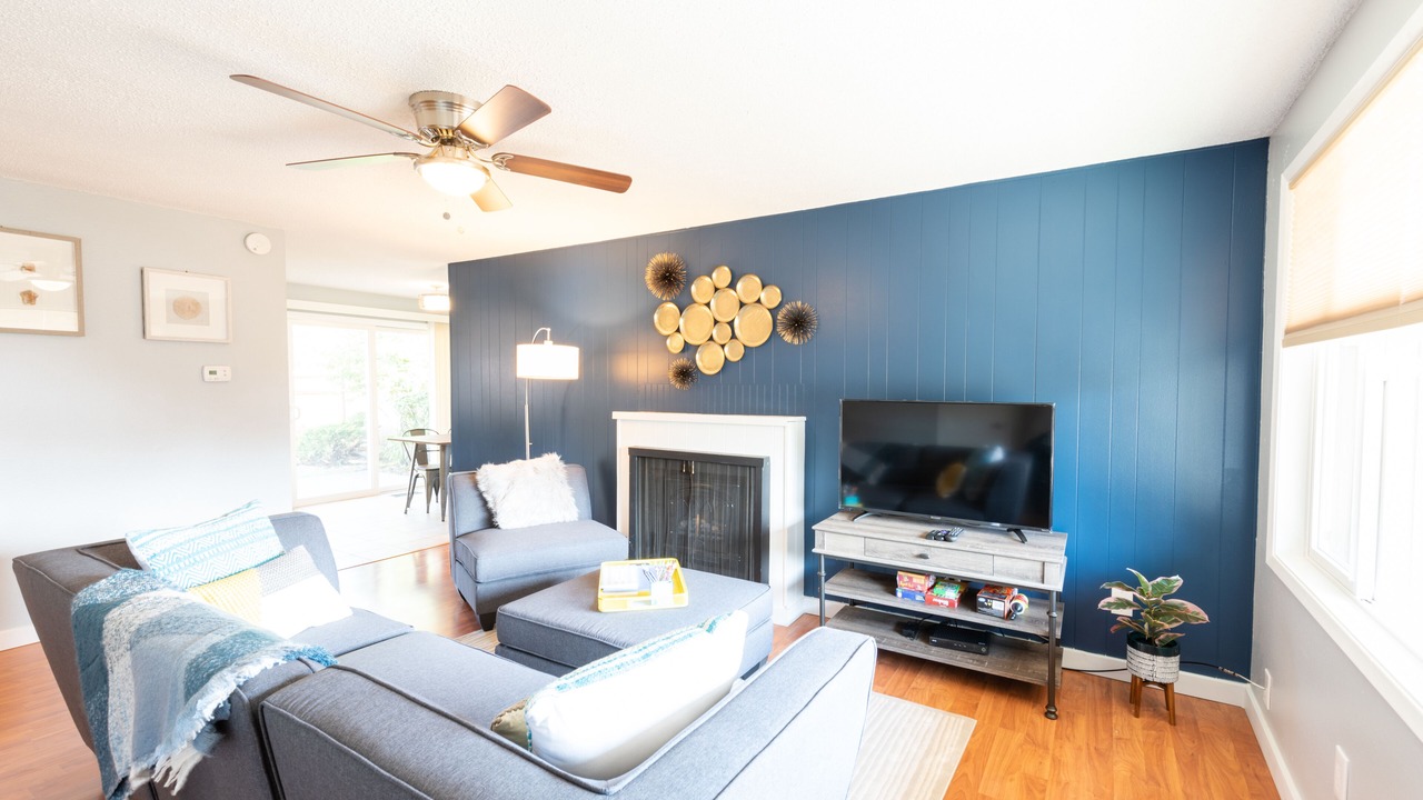 Photo of Livingroom in Bull Mountain