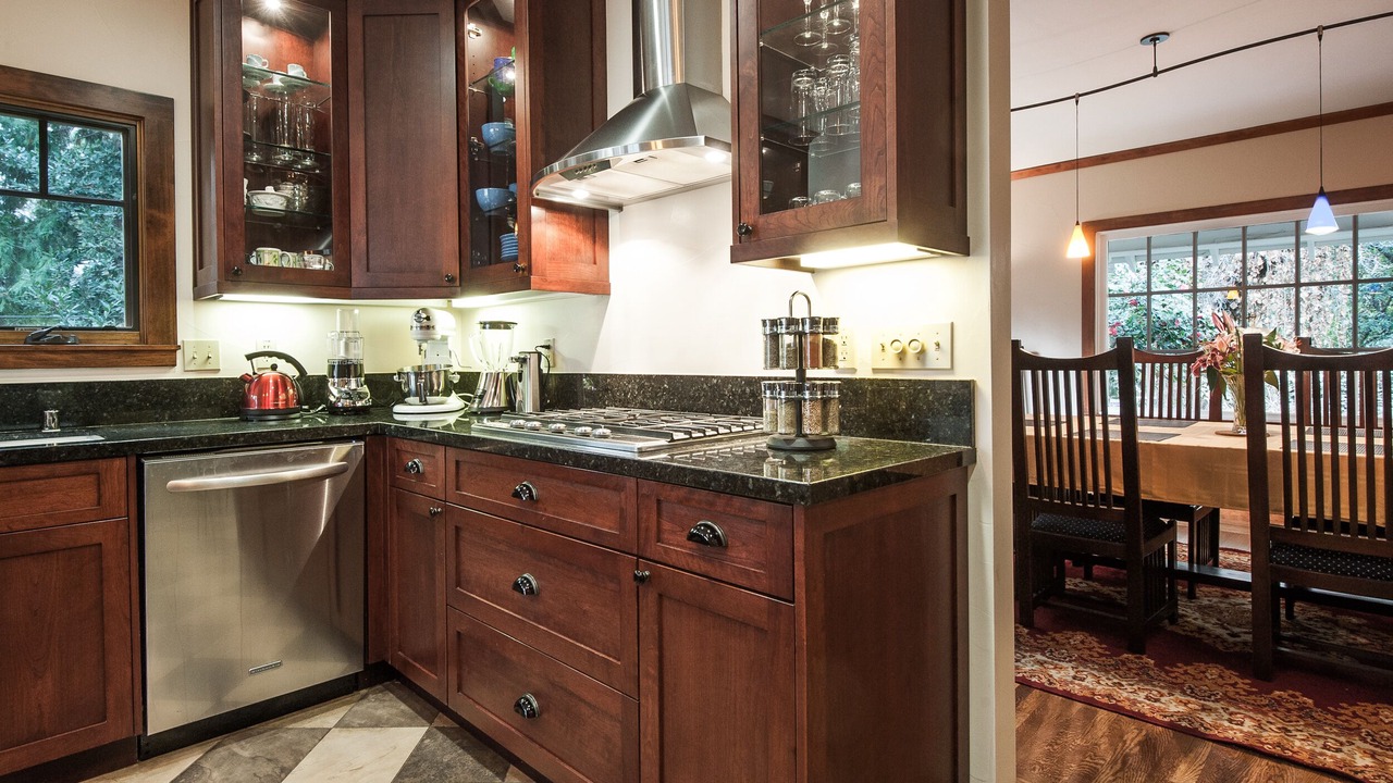 Photo of Kitchen in Arden Park Vista